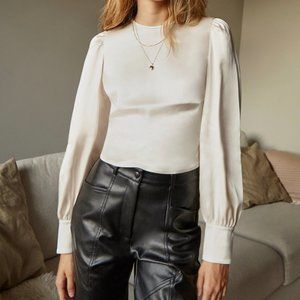 HOST PICK 🔥 NWT ARITZIA WILFRED BLOUSE SIZE L